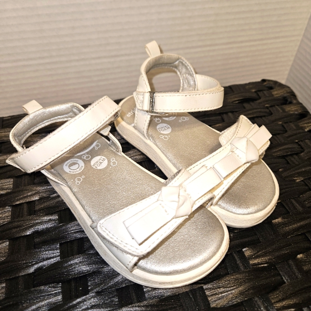 Stride Rite Delilah White Sandal Girls sz 7M
